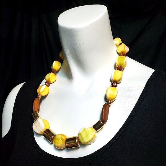 Charming Charlie Jewelry - NWT Charming Charlie Yellow, Gold, & Brown Necklac